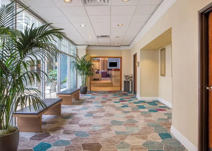 Ac Hotel By Marriott Portland Lake Oswego