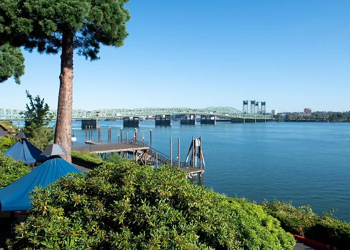 Holiday Inn Portland - Columbia Riverfront By Ihg